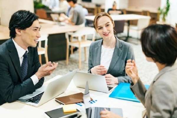 Cơ Hội Việc Làm Sau Khi Du Học Tại Pháp – Khám Phá Triển Vọng Nghề Nghiệp Vượt Trội