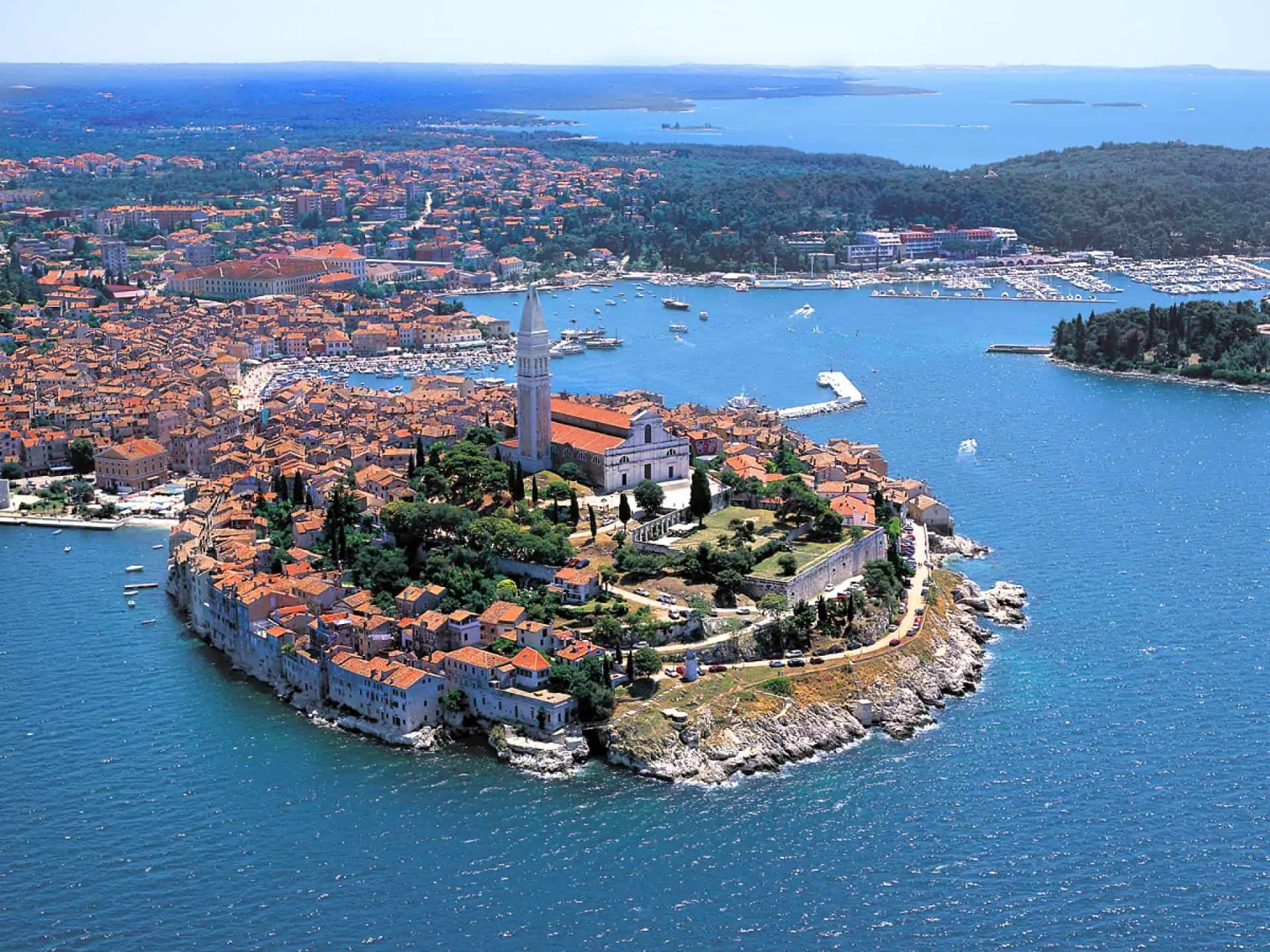 Các ngành nghề hot cho lao động Việt Nam tại Croatia - Cơ hội mới trong hành trình XKLĐ Croatia