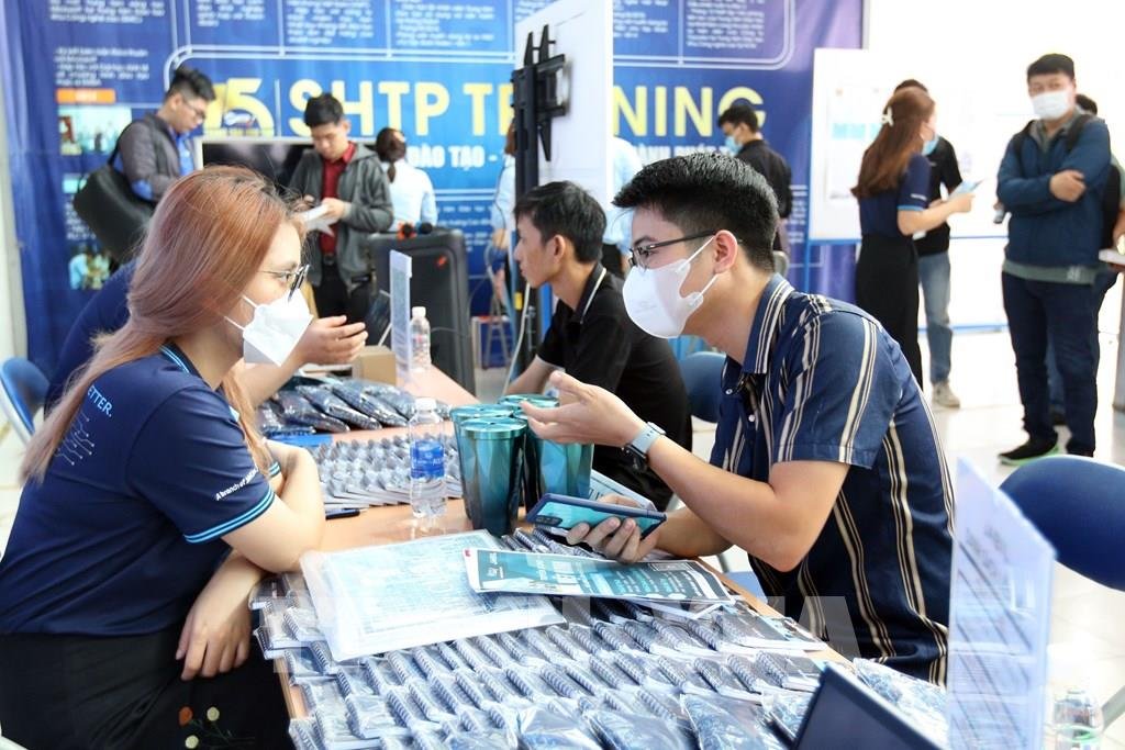 Nhu Cầu Lao Động Tại Ireland - Cơ Hội Và Thách Thức Cho Người Việt Nam