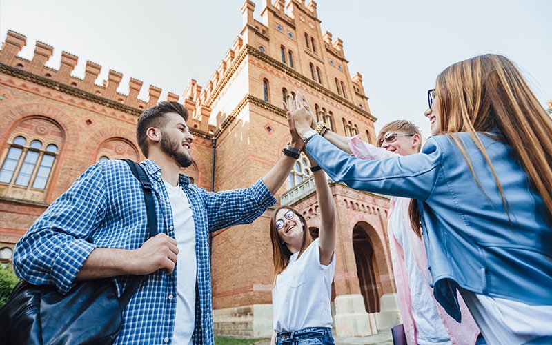 Những ưu điểm khi lựa chọn du học Mỹ – Cánh cửa mở rộng cho tương lai của bạn