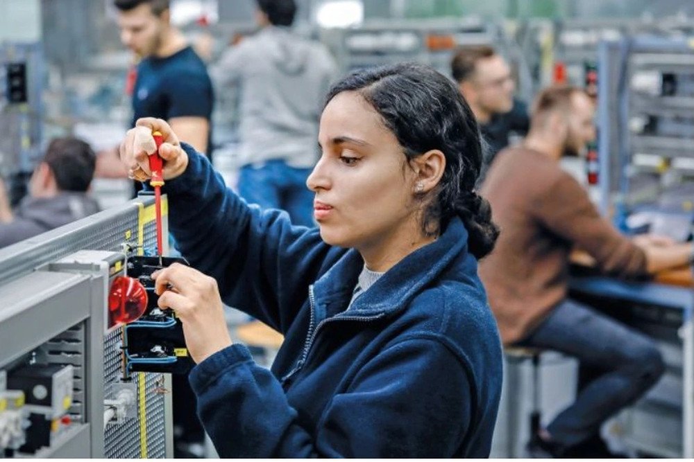 Thị Trường Lao Động Đức 2026 Dành Cho Người Việt – Cơ Hội và Thách Thức Trong Thời Đại Mới